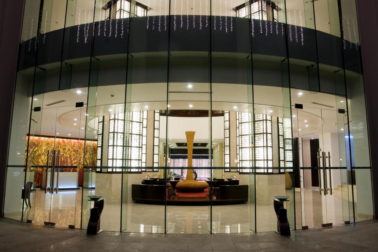 Novotel Ha Long Bay Hotel Eksteriør billede